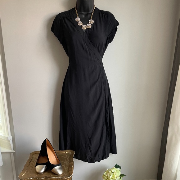 Old Navy Duo Wrap Dresses, S - Picture 5 of 14